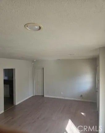 1443 E 92nd