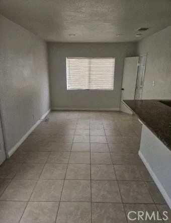 1443 E 92nd