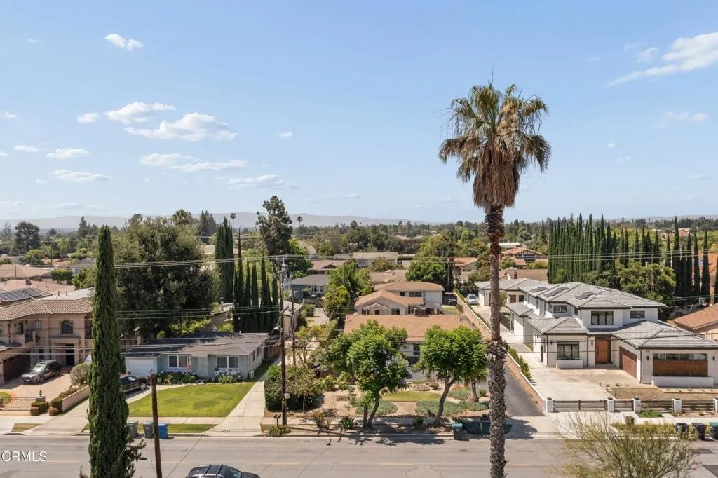 516 W Camino Real Avenue
