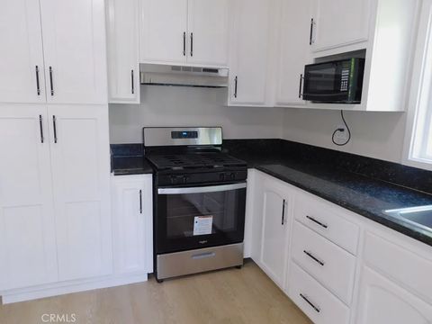 Tiny photo for 902 E 6th Street, Pomona, CA 91766 (MLS # IV25235098)