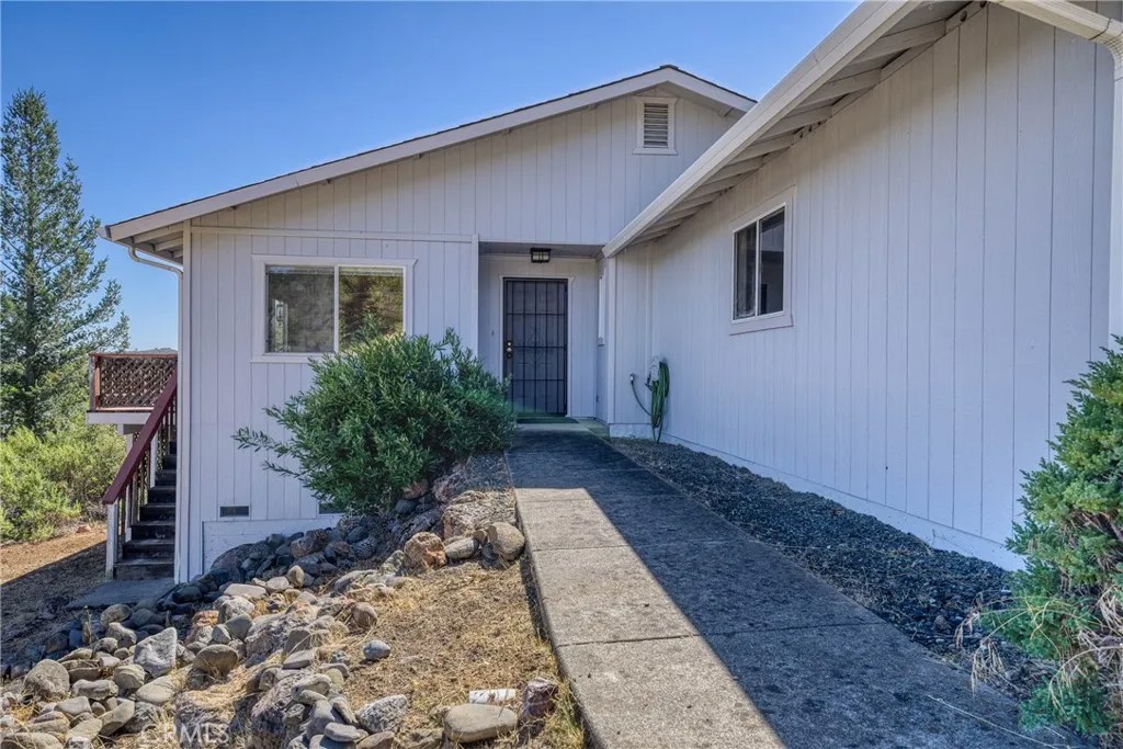 5404 Monterey Place