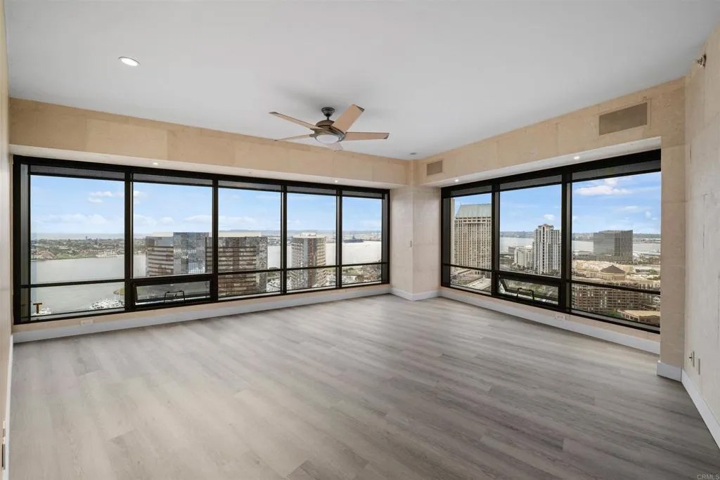 100 Harbor Drive 3004