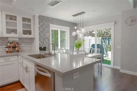 Photo of 543 Victoria ST #M, Costa Mesa, CA 92627 (MLS # OC26163529)