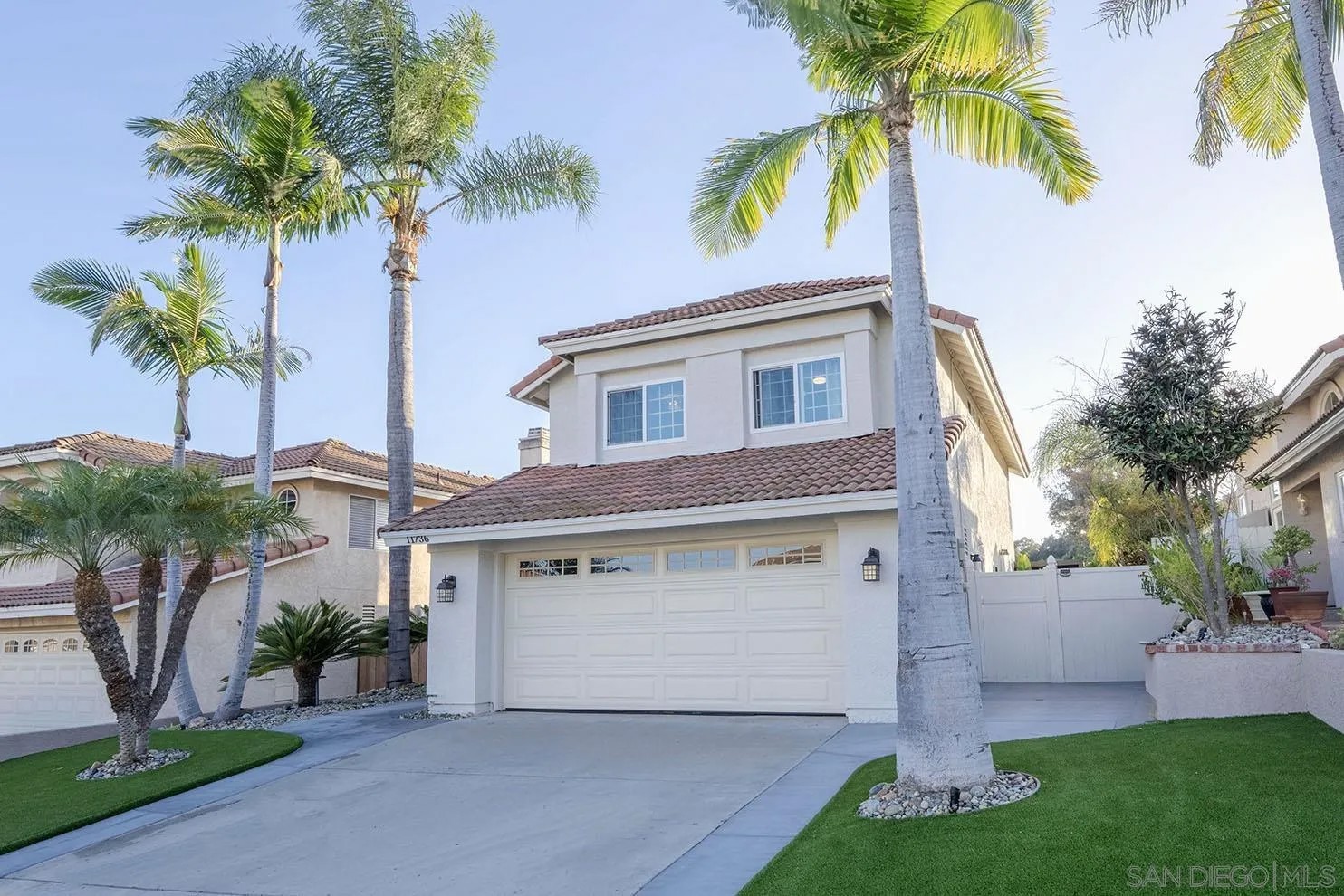 11736 Avenida Anacapa