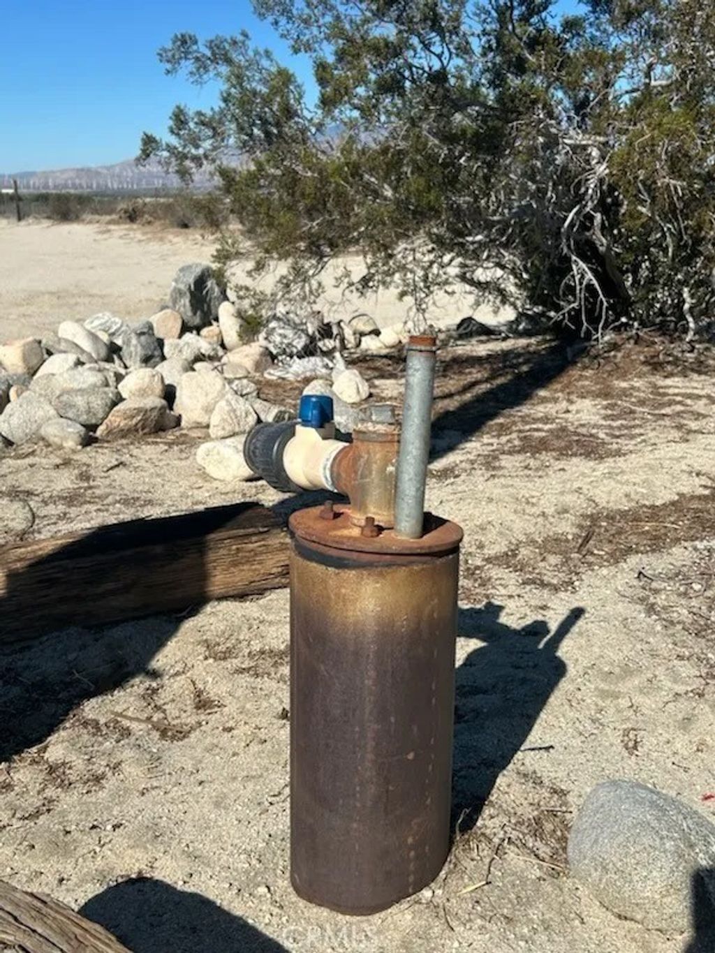 Photo of 19520 Merganzer, Desert Hot Springs, CA 92241 (MLS # OC25253582)