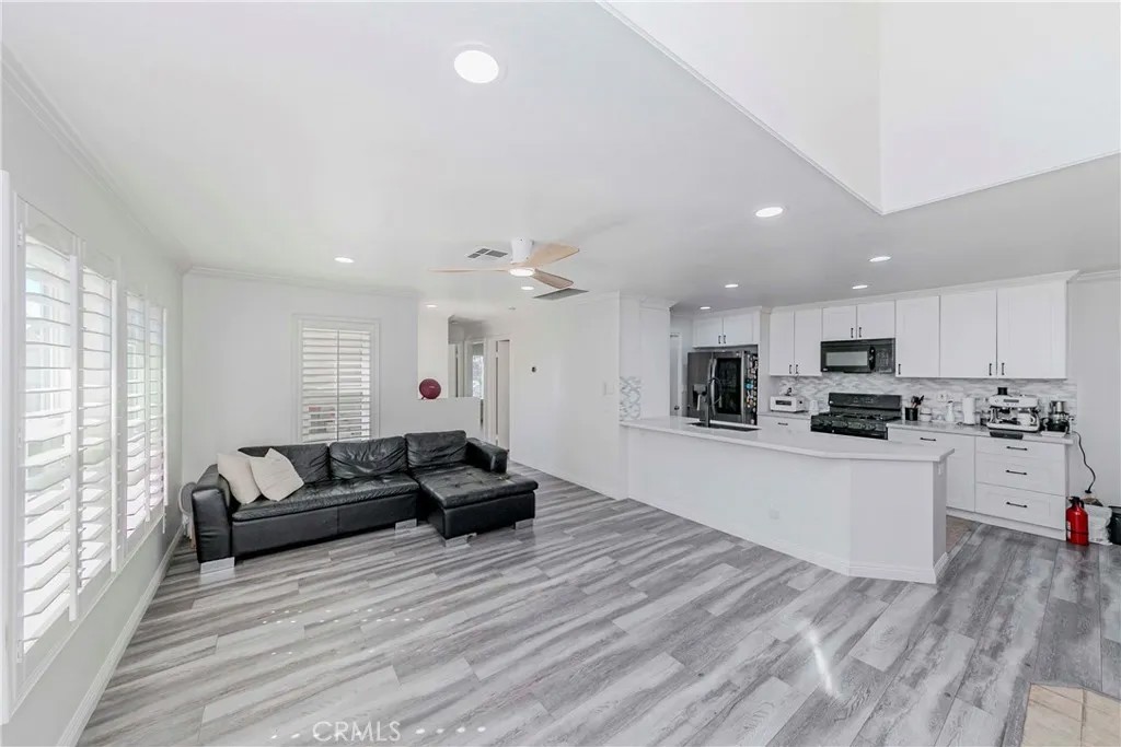 5010 Golondrina Way 64