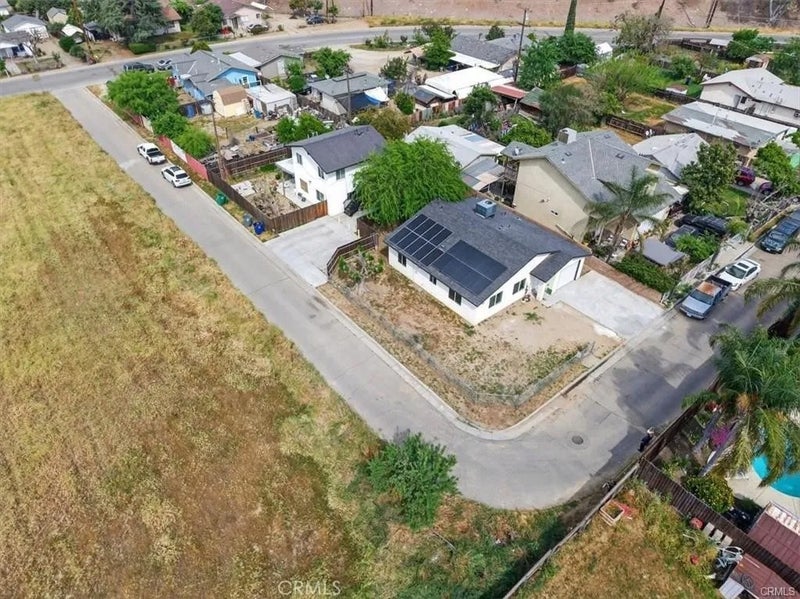 2546 Evergreen
