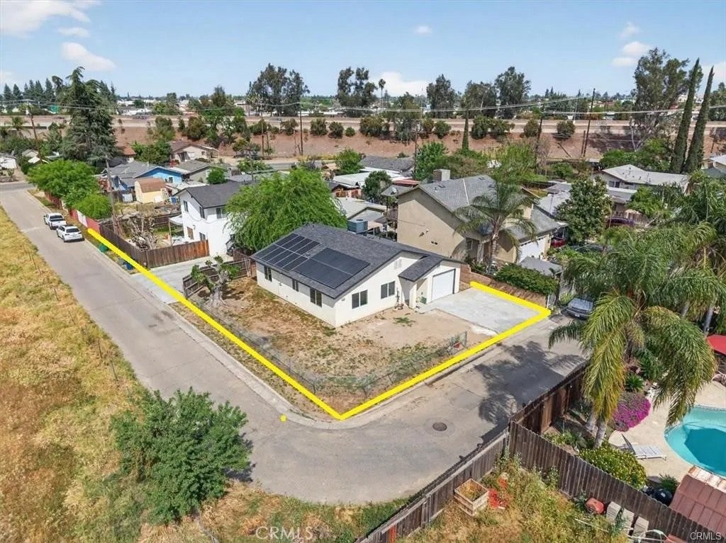 2546 Evergreen