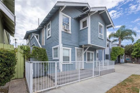 Photo of 1007 Lewis Avenue, Long Beach, CA 90813 (MLS # PW26159198)