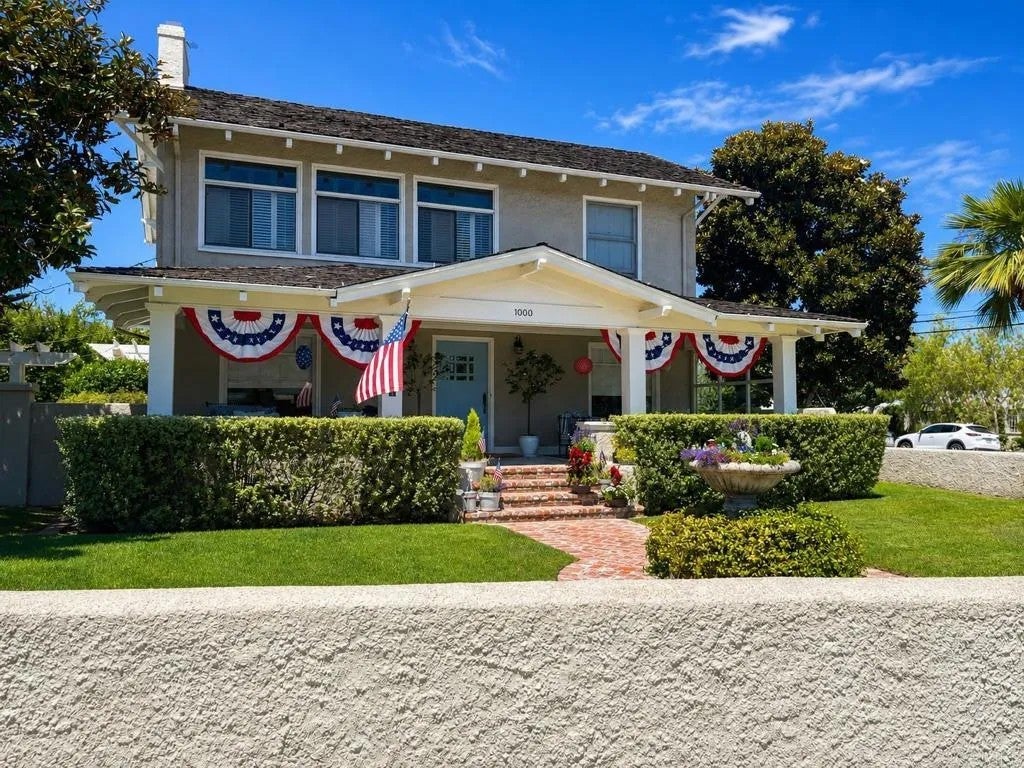 Photo of 1000 G Avenue, Coronado, CA 92118 (MLS # PTP2607062)