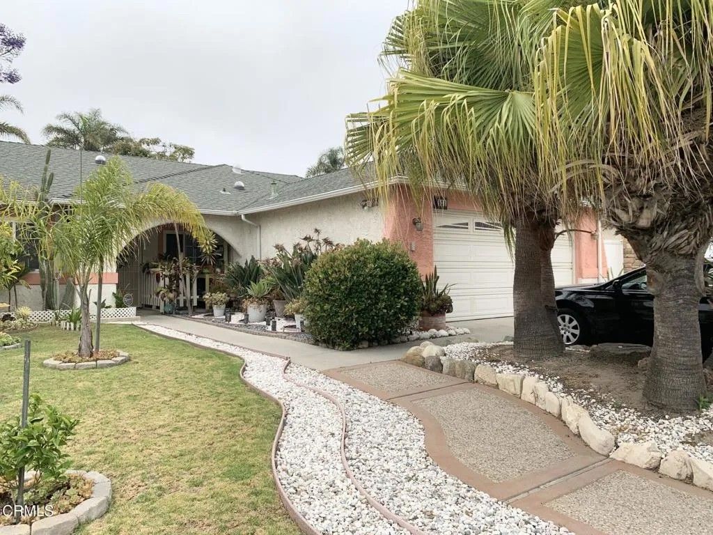 Photo of 931 Devilfish Drive, Oxnard, CA 93035 (MLS # V1-35396)