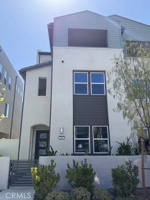 Photo of 204 Baluster, Irvine, CA 92618 (MLS # OC26164952)