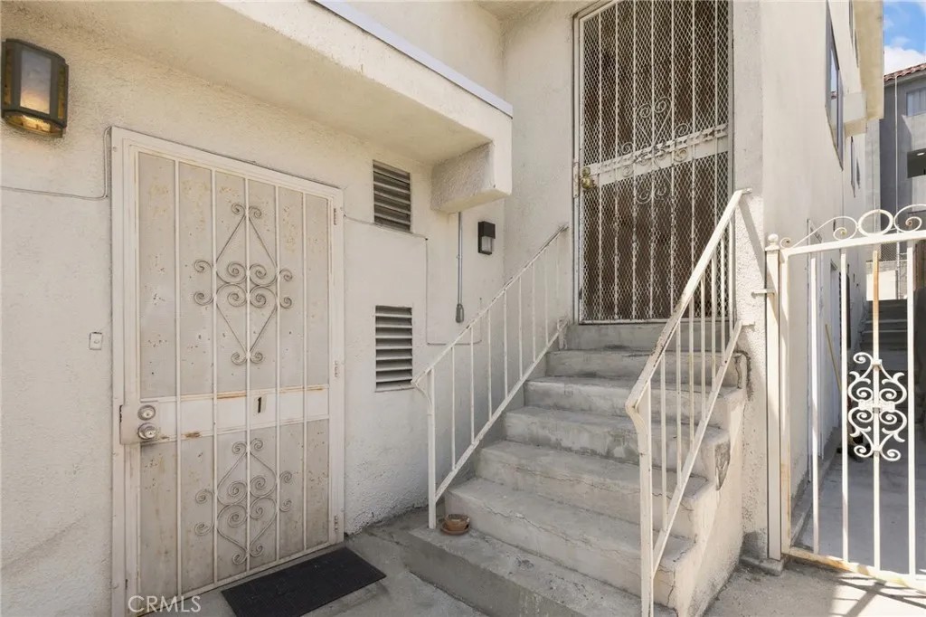 649 Alpine Street