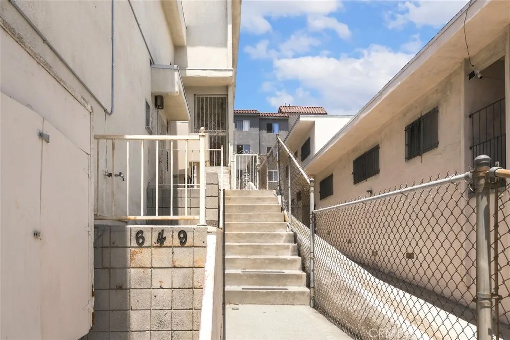 649 Alpine Street