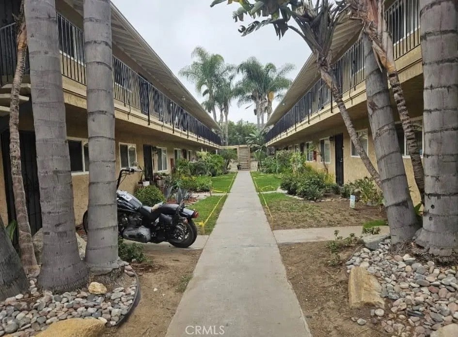 Photo of 12805 Mapleview St, Lakeside, CA 92040 (MLS # DW26116954)
