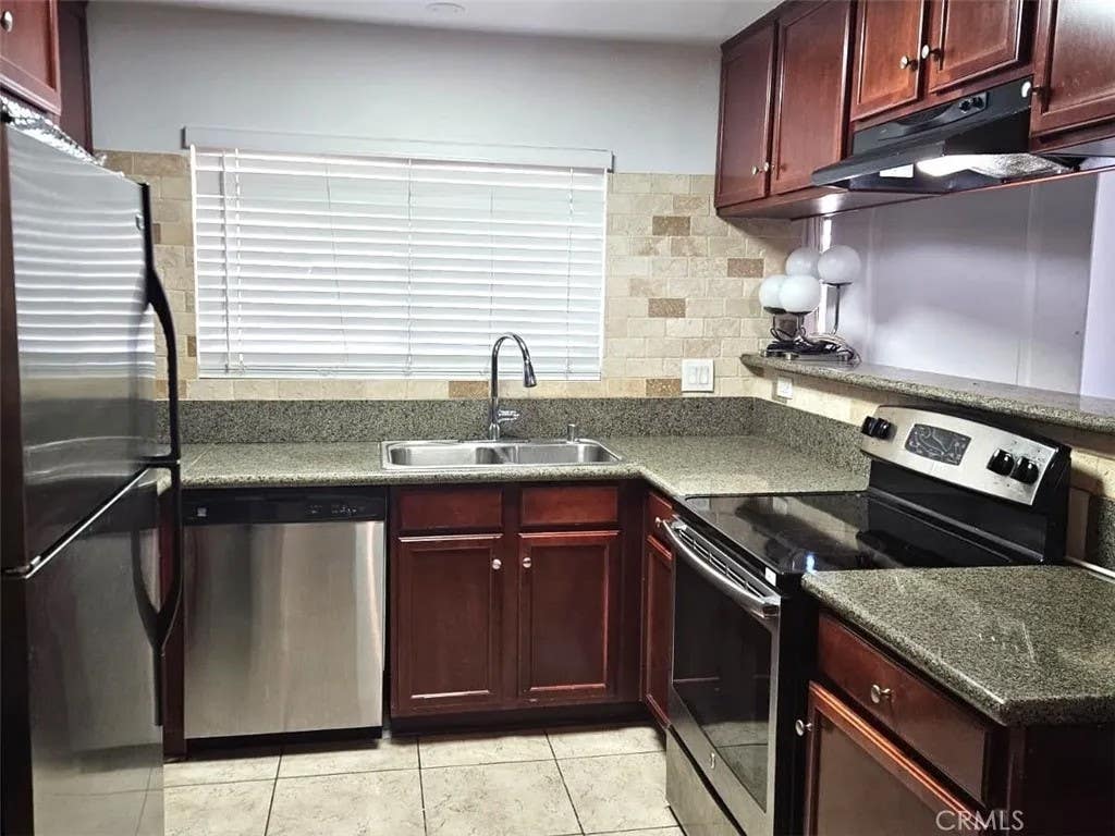 Photo of 12805 Mapleview St, Lakeside, CA 92040 (MLS # DW26116954)