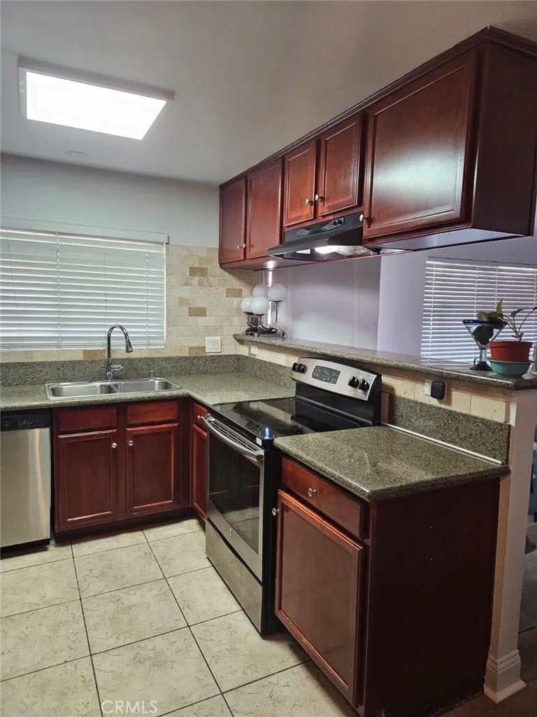Photo of 12805 Mapleview St, Lakeside, CA 92040 (MLS # DW26116954)
