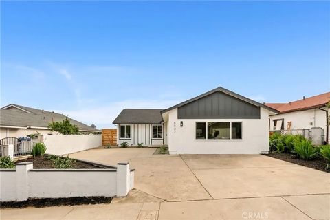 6027 Daisy Place San Diego CA 92114