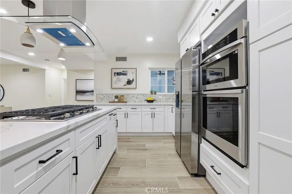 Photo of 16025 Calahan St, North Hills, CA 91343 (MLS # SR26027613)