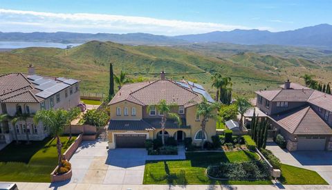 18410 Lakepointe Dr Riverside CA 92503