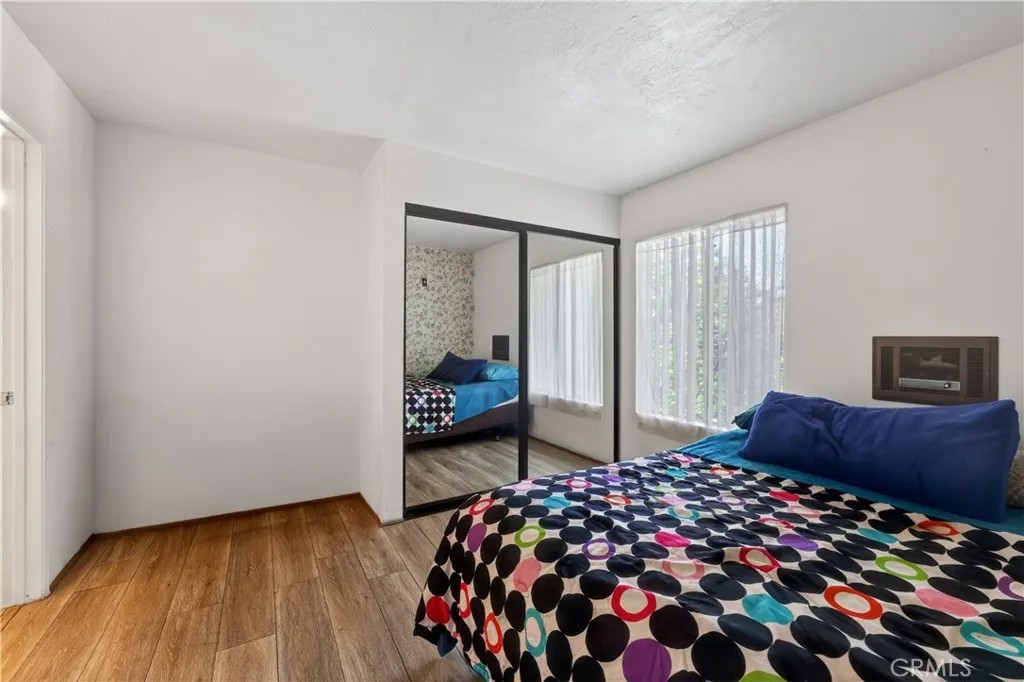 6650 Amherst 18c