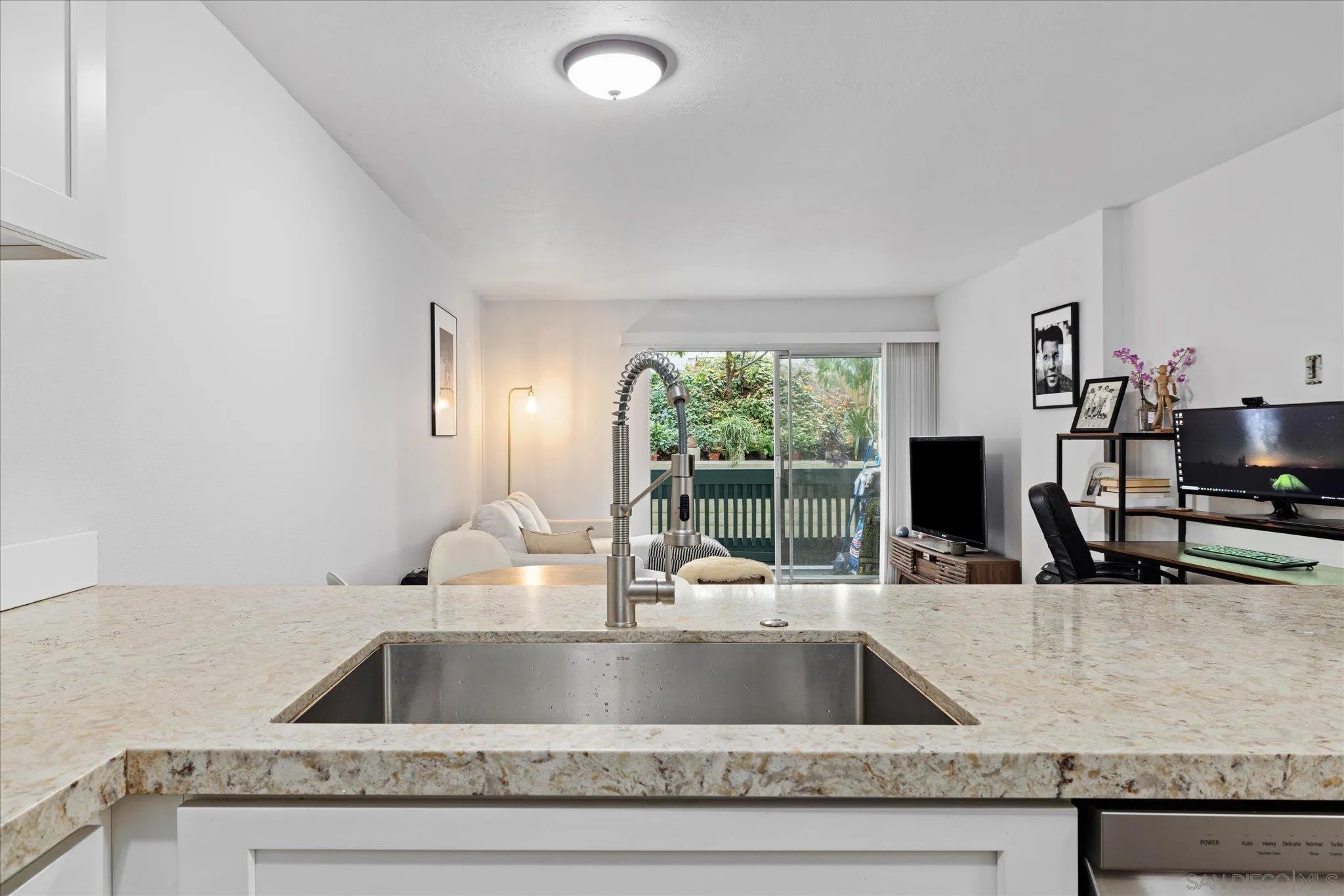 4060 Huerfano Ave 143