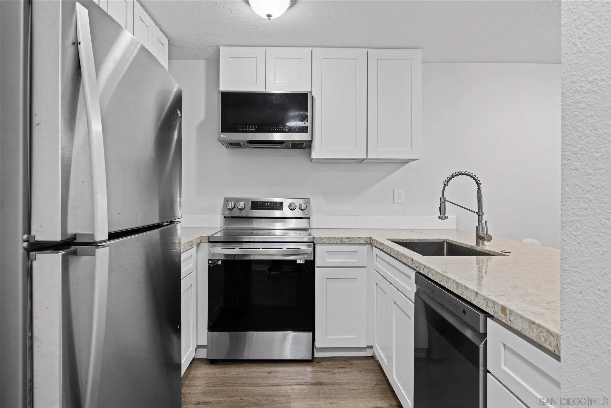 4060 Huerfano Ave 143