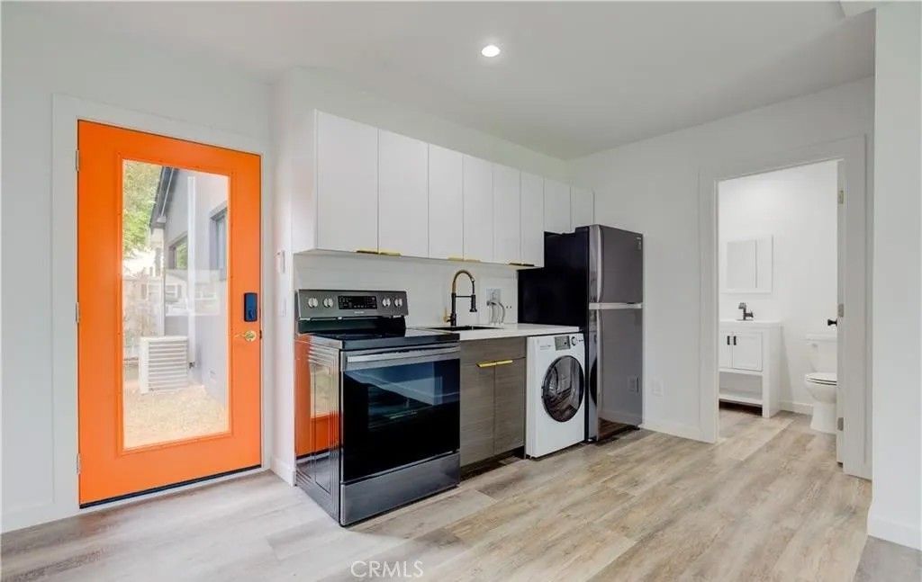 Photo of 20650 Cantlay, Winnetka, CA 91306 (MLS # SB26009145)