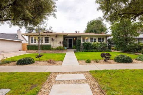 Photo of 17242 Ludlow, Granada Hills, CA 91344 (MLS # SR26033077)