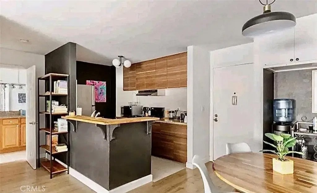 1621 Hotel South