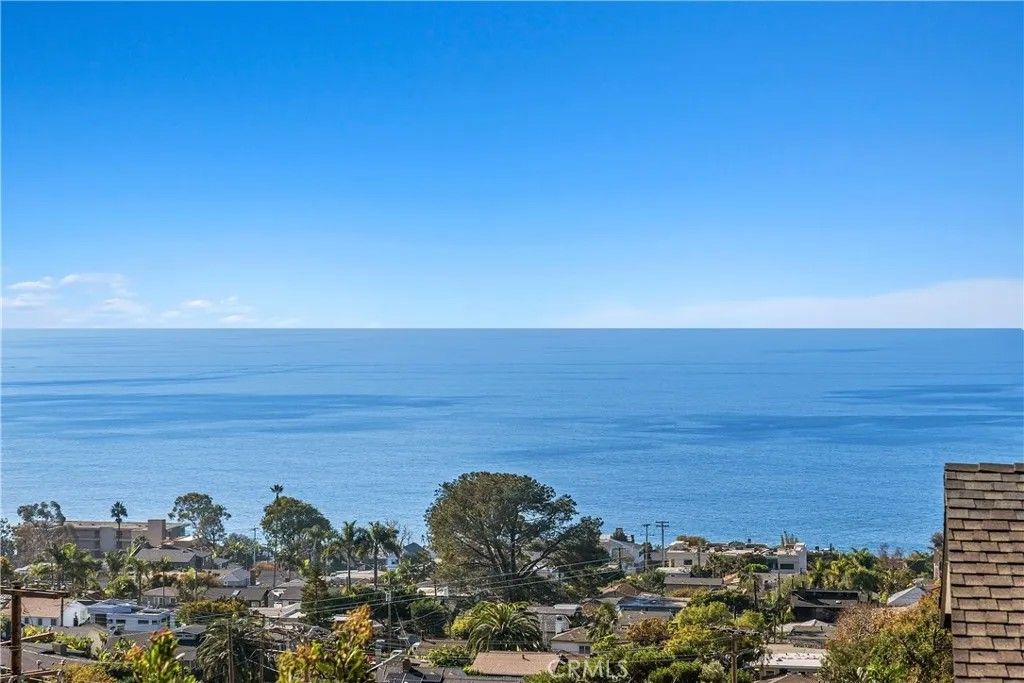 Photo of 31502 Mar Vista, Laguna Beach, CA 92651 (MLS # LG26010990)