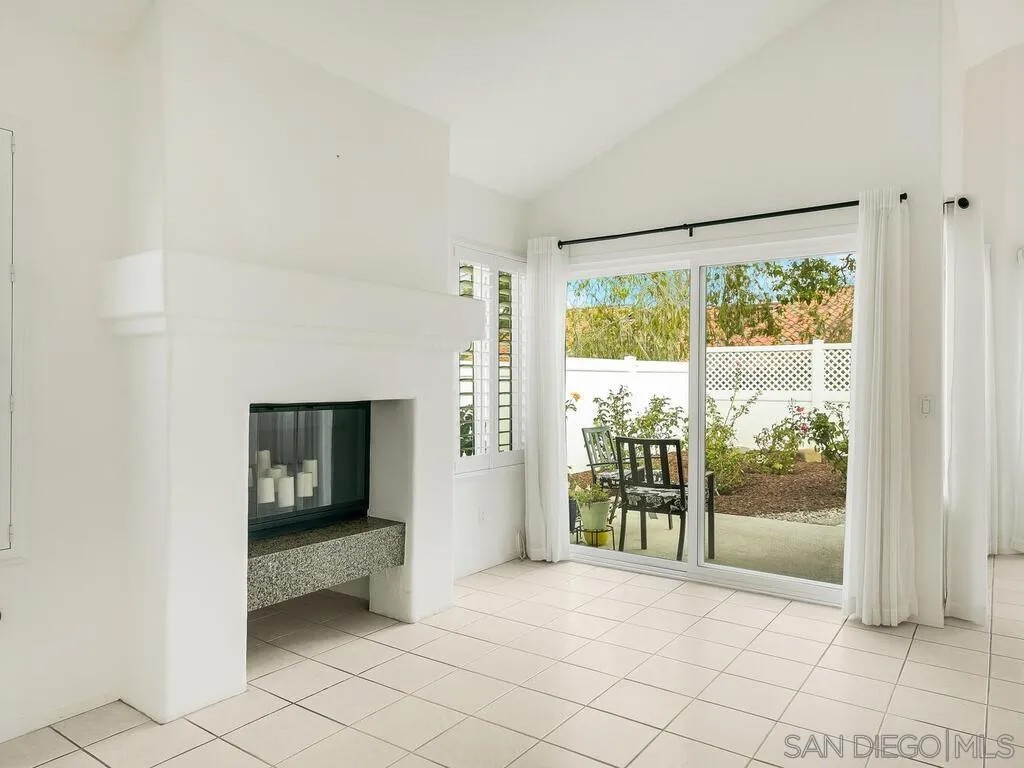 4744 AGORA WAY