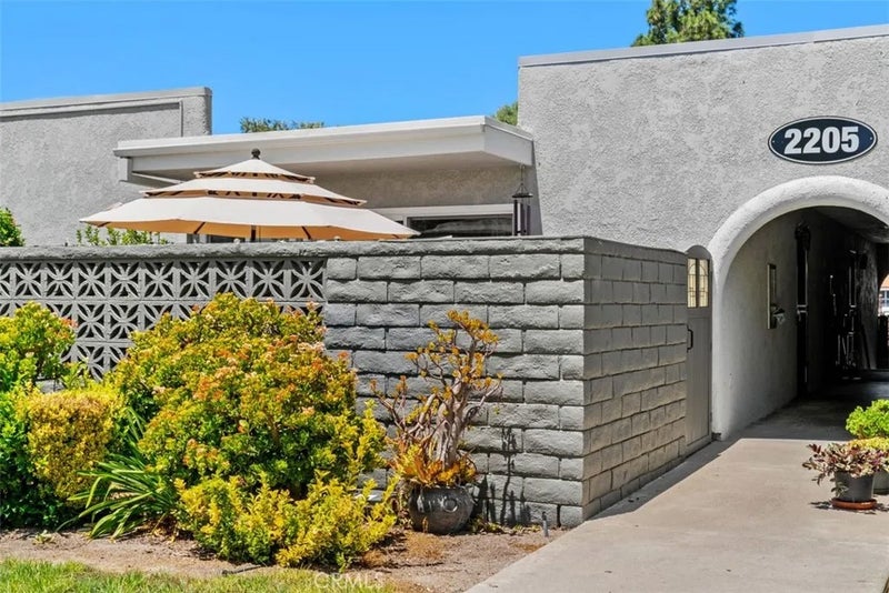 2205 Via Mariposa East G