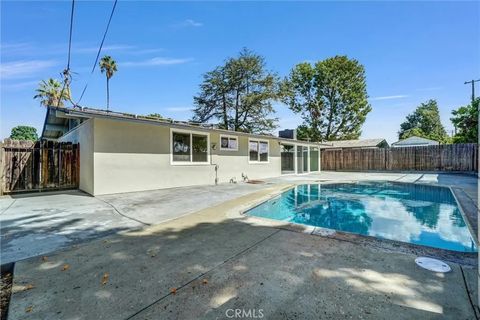 Tiny photo for 2100 Gregory Ln, La Habra, CA 90631 (MLS # PW25239559)