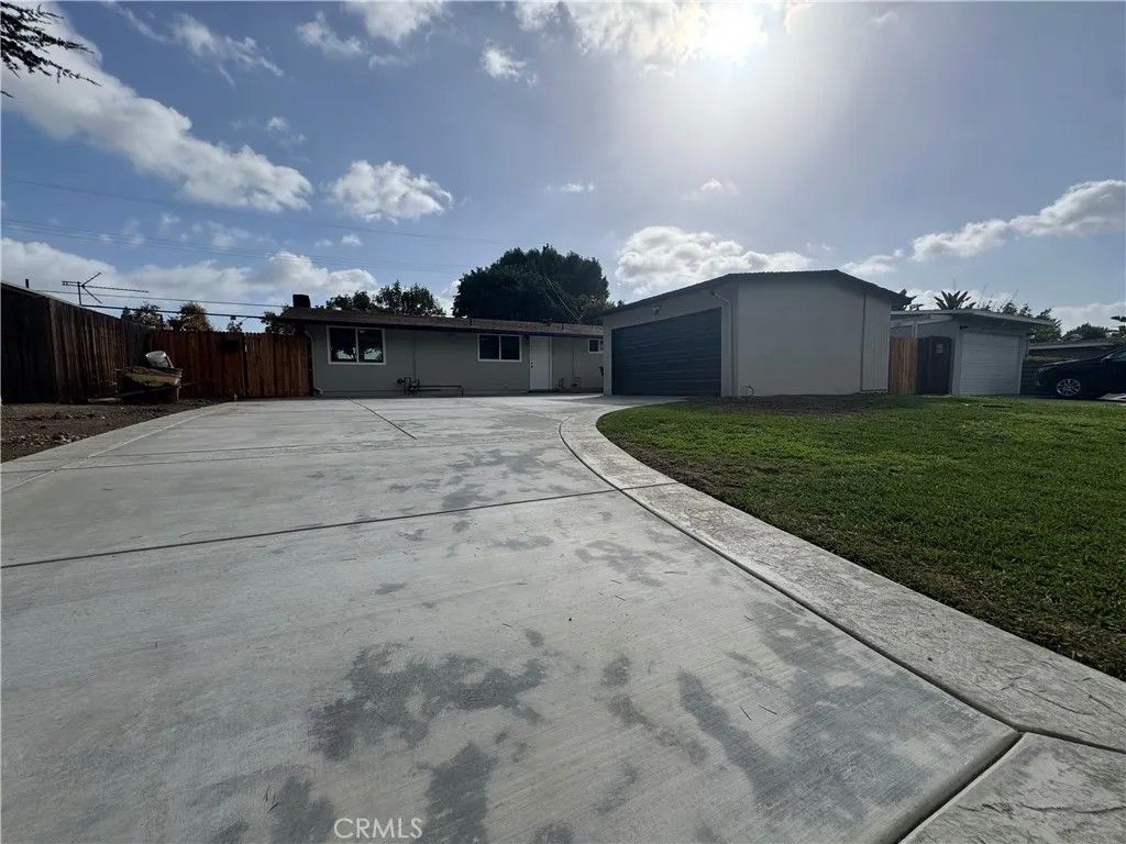 Photo of 2100 Gregory Ln, La Habra, CA 90631 (MLS # PW25239559)