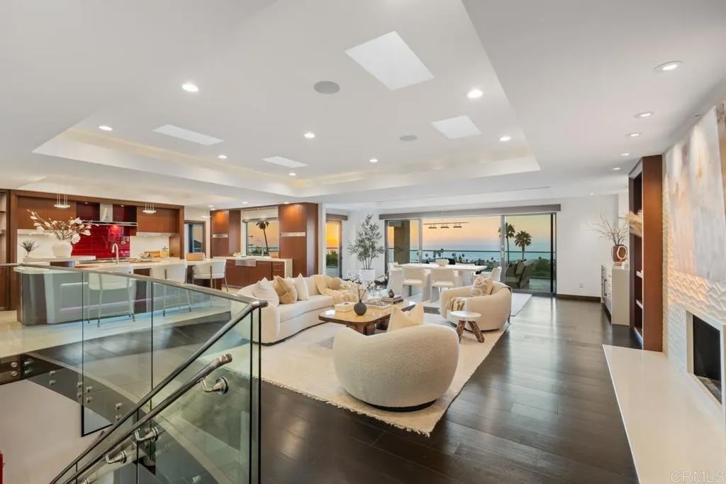 1126 Muirlands Vista Way