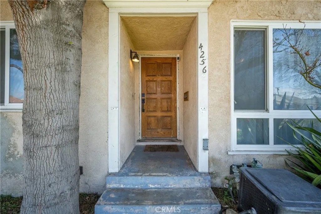 Photo of 4256 Quigley Ave, Lakewood, CA 90713 (MLS # PW26036986)