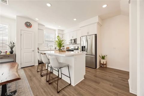 Photo of 468 Carina Glen, Escondido, CA 92025 (MLS # SW26048612)