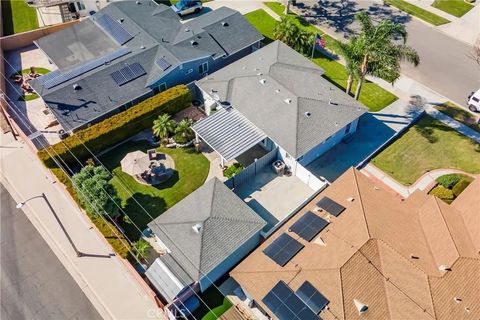 Tiny photo for 6322 Cardale St, Lakewood, CA 90713 (MLS # PW25229427)