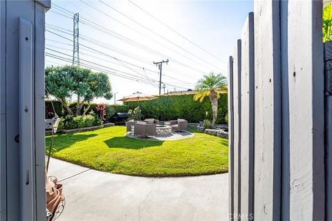 Tiny photo for 6322 Cardale St, Lakewood, CA 90713 (MLS # PW25229427)
