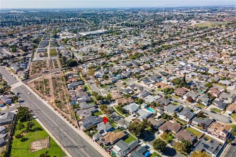Tiny photo for 6322 Cardale St, Lakewood, CA 90713 (MLS # PW25229427)