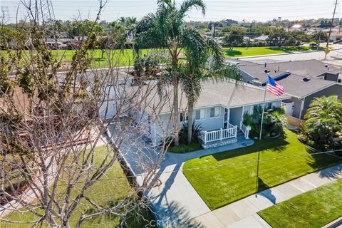 Tiny photo for 6322 Cardale St, Lakewood, CA 90713 (MLS # PW25229427)