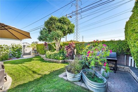Tiny photo for 6322 Cardale St, Lakewood, CA 90713 (MLS # PW25229427)