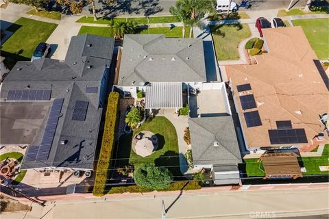 Tiny photo for 6322 Cardale St, Lakewood, CA 90713 (MLS # PW25229427)
