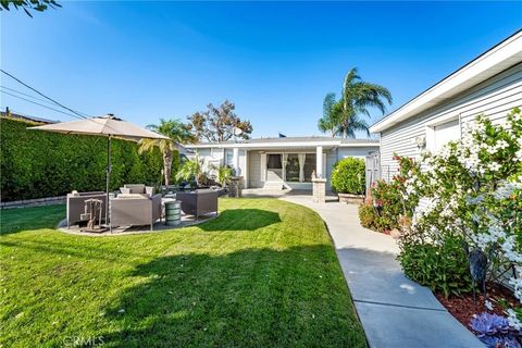 Tiny photo for 6322 Cardale St, Lakewood, CA 90713 (MLS # PW25229427)