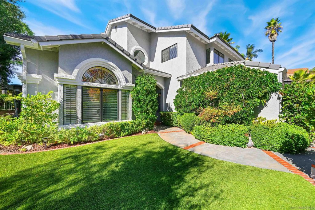 Photo of 1914 Verde Glenn, El Cajon, CA 92019 (MLS # 250043890)