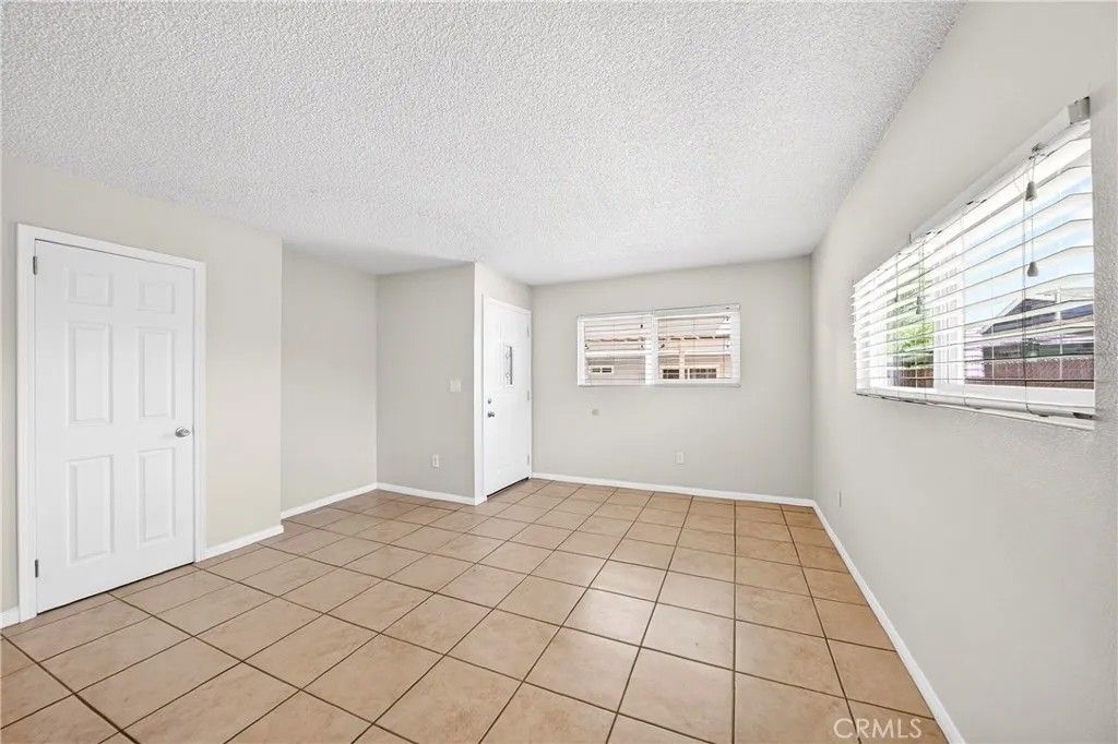 Photo of 16527 Vine Street, Hesperia, CA 92345 (MLS # SB26050344)