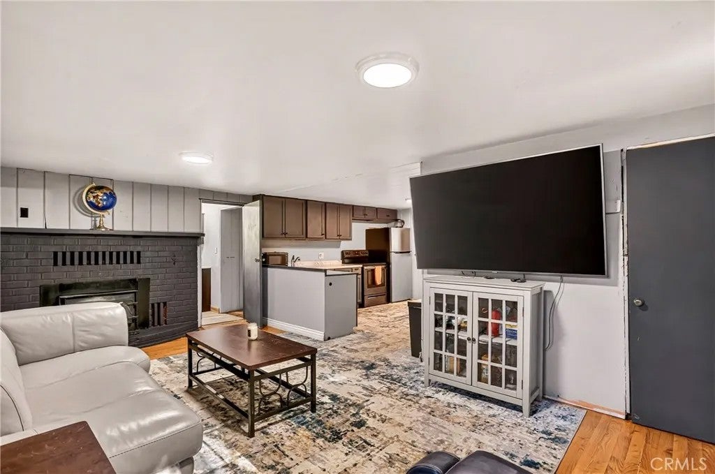 3353 Forbestown