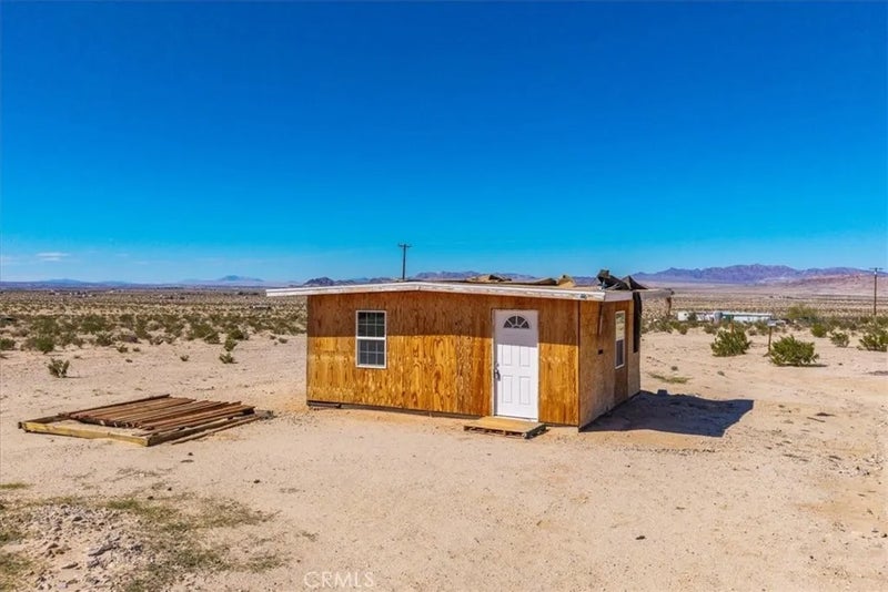 100 Cactus Jack Avenue