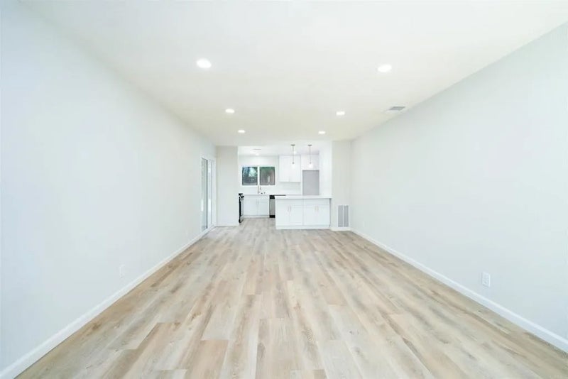 838 Loganberry Court